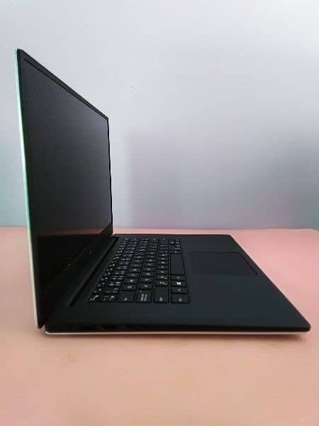 Dell precision 5530 i5 8th generation 2