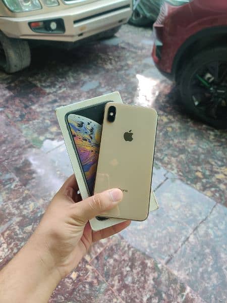 Apple iPhone XS MAX 64gb PTA Approved With Box 0