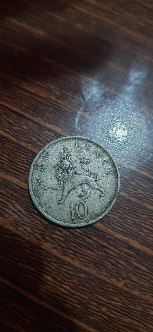 Antique coin/ British coin/ 1975 Queen Elizabeth coin/ coin for sale 4