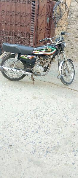 Honda 125 Black 2