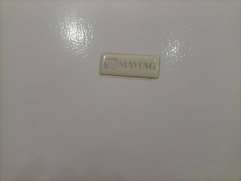 No Frost Maytag refrigerator king size 4