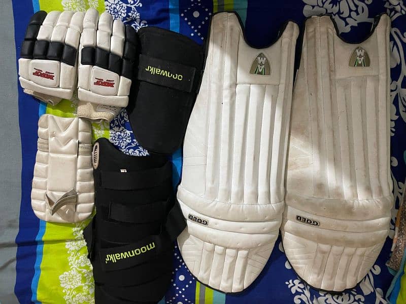 cricket kit for sale . 3