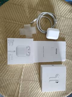 apple orignal airpods slighty used