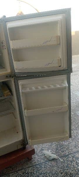 5 ft dawlance fridge for sale 2