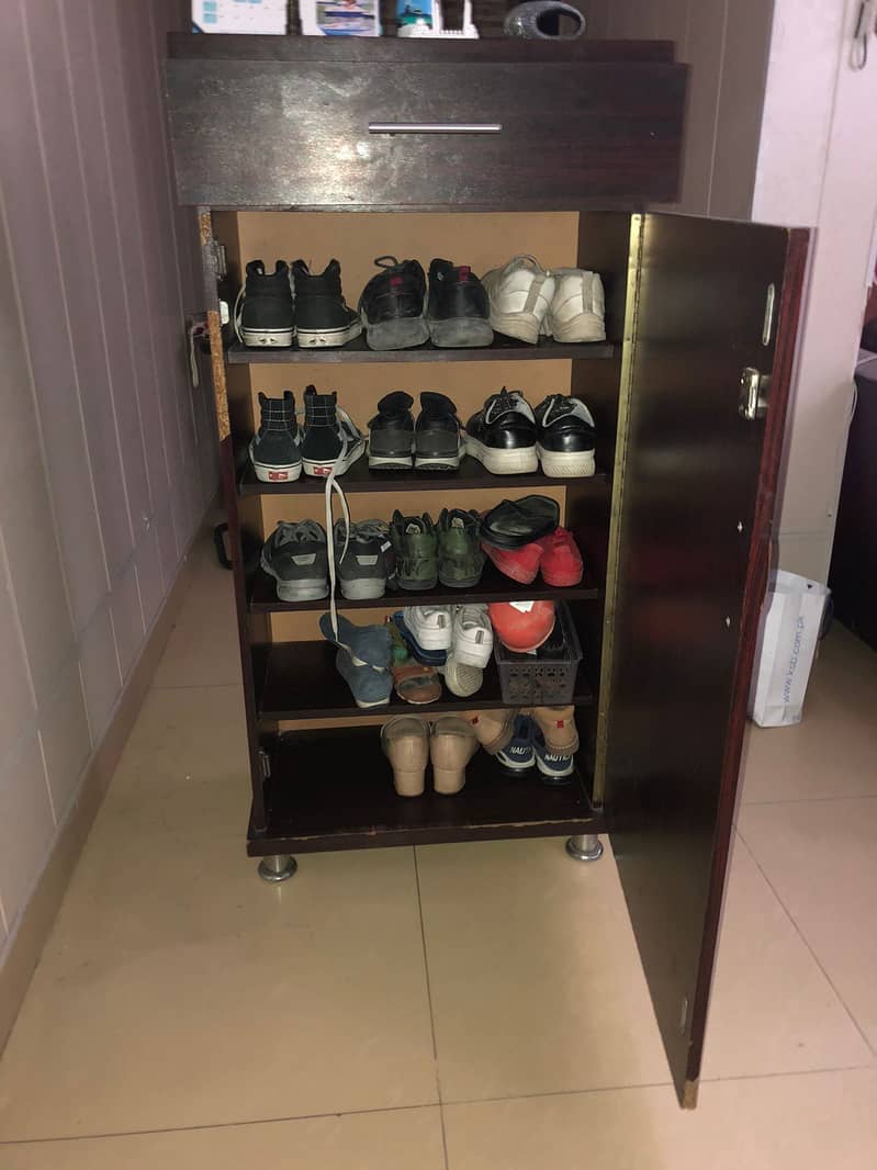 Shoe Rack for Sale (Price Negotiable) 1