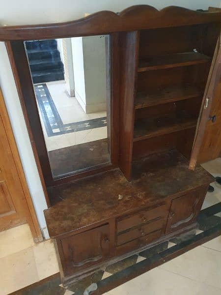 Walnut Wood Dressing Table with 2 Large Drawers, 3 Small Drawers 2