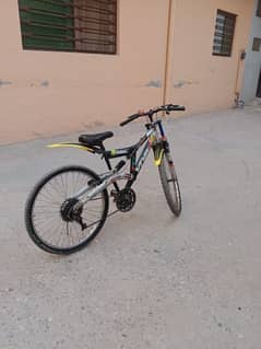 mountain bicycle for sale in good condition