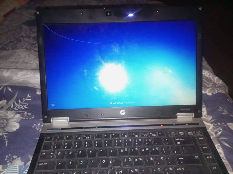 Laptop hp  03246666014 what's app only 5