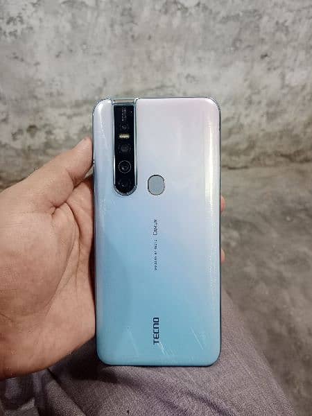 Tecno Camon 15 pro 6/128 gb 1