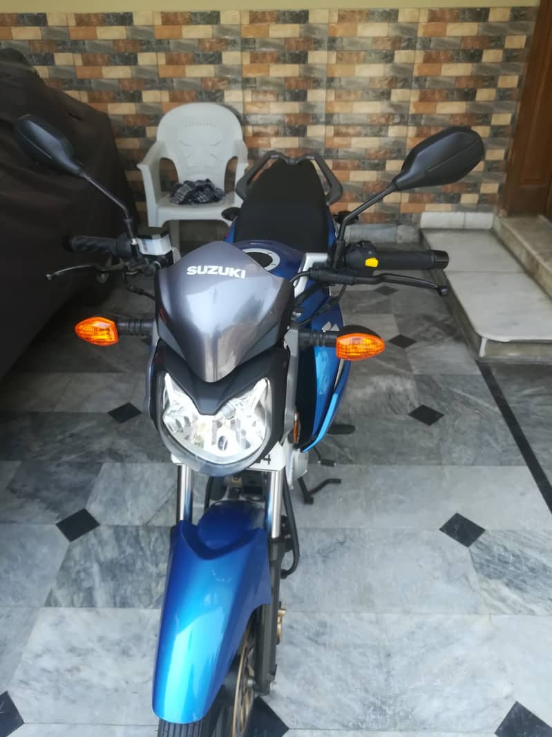 Suzuki GSX-125 2023 1