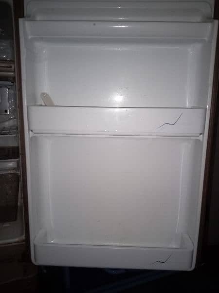 Dawlance Fridge 03052316588 1