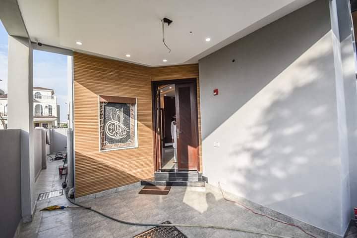 5 MARLA FULLY DESIGNER MODERN HOUSE AVAILABLE FOR RENT 19