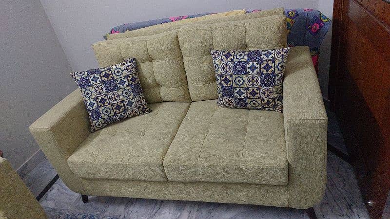 5 seater sofa in a good condition  2