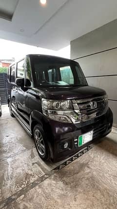 Honda N Box Custom 2015