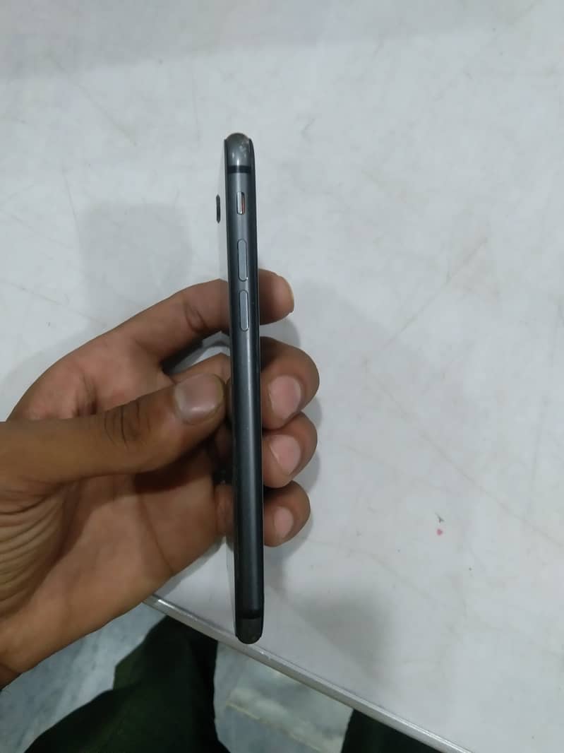 Iphone 8 urgent sale 2