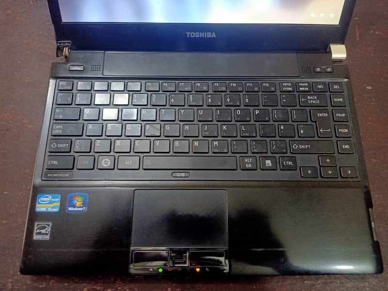 Toshiba Portege R830 Laptop For Sale 2