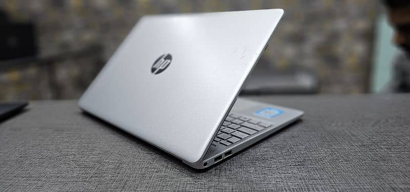 Hp 15 dy Core i7 11th generation 4