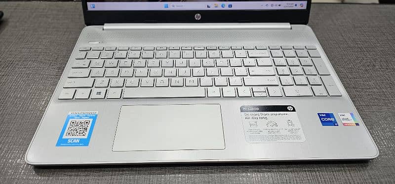 Hp 15 dy Core i7 11th generation 11