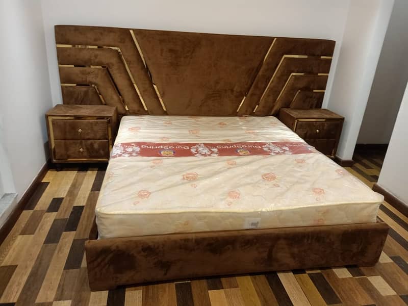 bed / bed set / double bed / king size bed / poshish bed / furniture 1