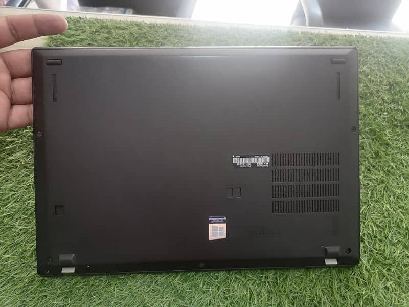 Lenovo X390 i5 8th gen 8