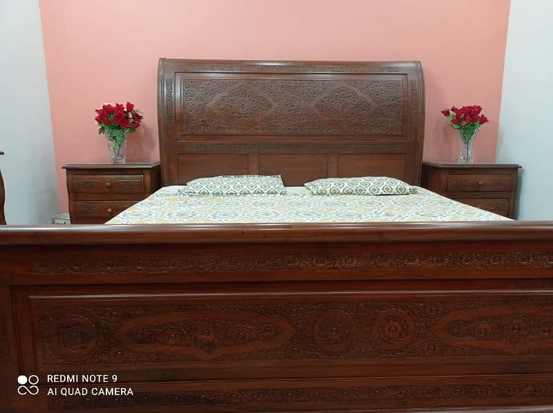 bed set الشیشم لکڑی پر ہے 6