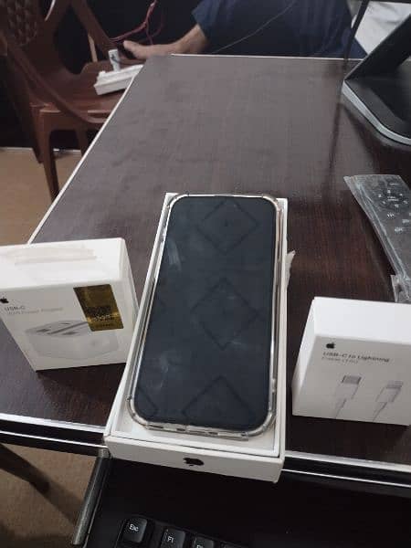 iphone 14 pro black 128 gb LLA non pta non active JV 1