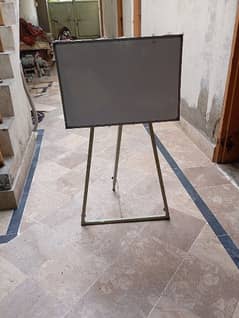 White Board With Stand 3 makrer colour and duster 0