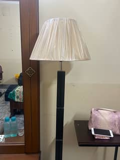 65 inch tall floor lamp 10/10 condition