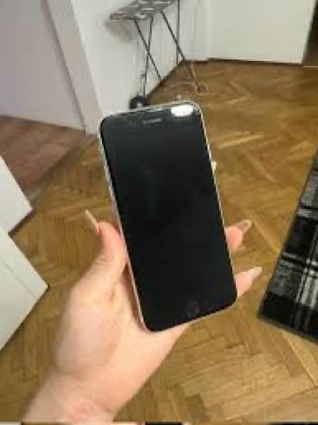 iphone se 2020 4