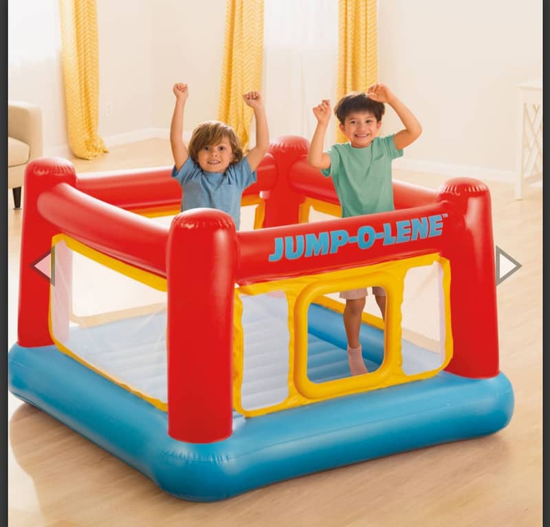 Jumping Castle INTEX (9/10) 2