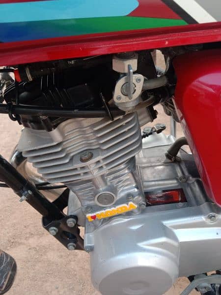 Honda CG 125 2023 Kohat Number 1