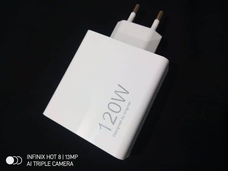 Mi Note 13pro Charger or Cable 120watt 100% original. 1