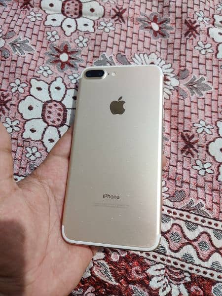 iPhone 7 Plus 0