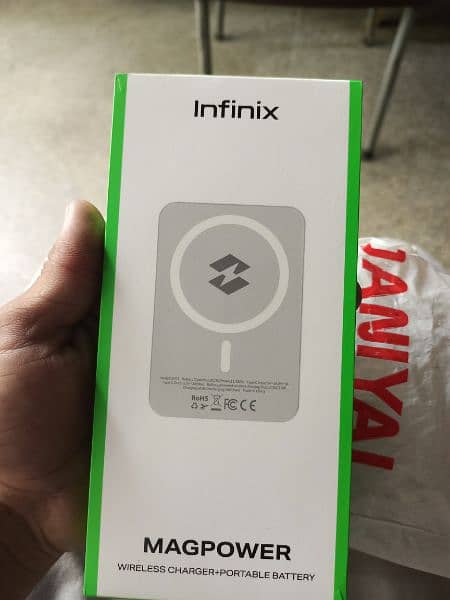 Infinix note 40 vireless charger and original cover available 2