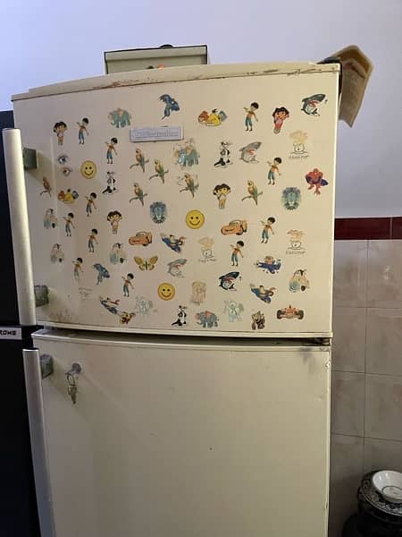 Refrigerator For sale 0