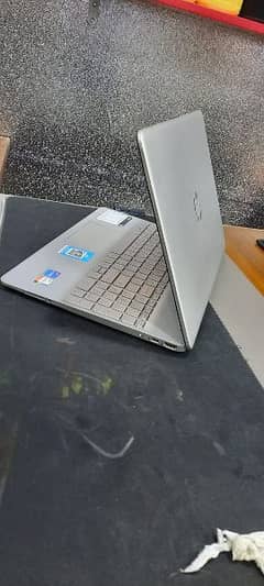 HP Laptop 15 CORE i5 11generation iris graphics