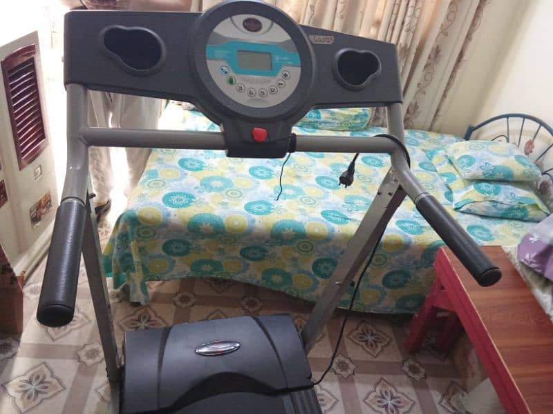 Treadmills new condition 8