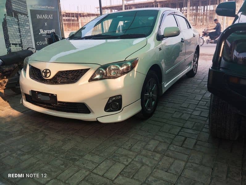 Toyota Corolla Altis 2014 3