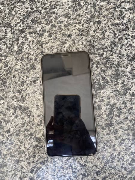 iPhone 11 Pro Max Non-pta factory unlock 256 gb 1