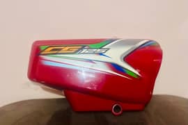 left side cover Honda 125 red colour genien cover  23 model