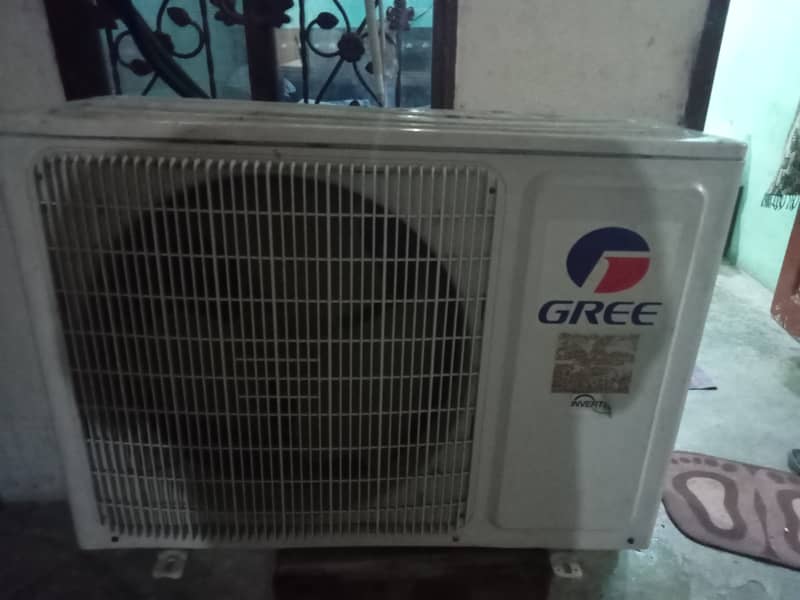 DC INVERTER GREE 1/5 TON (0324 4852145) 2