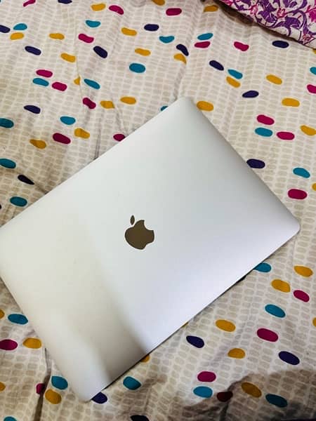 Macbook air 2020 M1 0