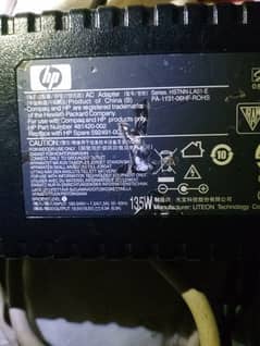 hp laptop 135w charger