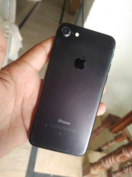 I phone 7 128gb pta approved 03104316547 original 0