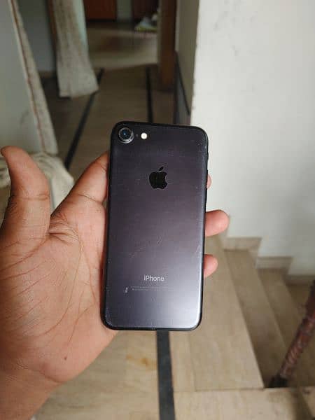 I phone 7 128gb pta approved 03104316547 original 9