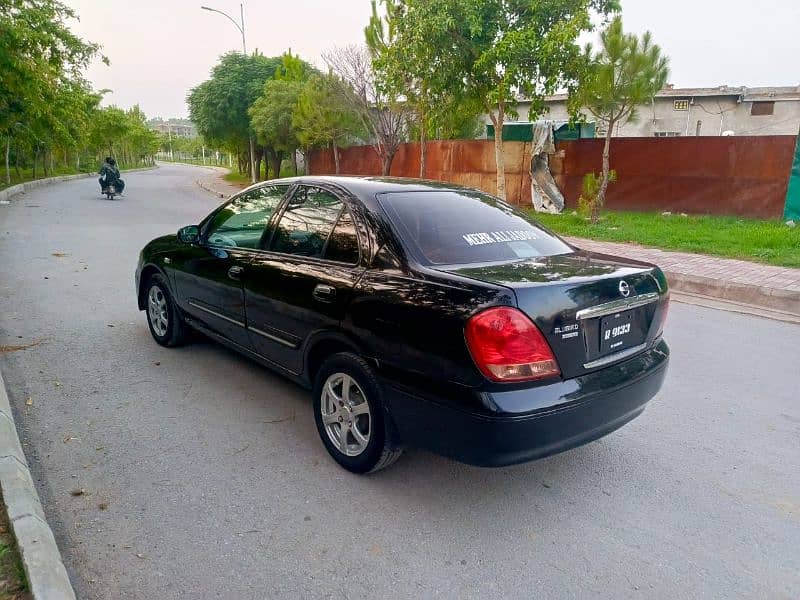 Nissan Sunny 2006 Automatic 2