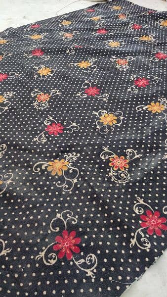 Used Carpet Urgent sale at good condition 2