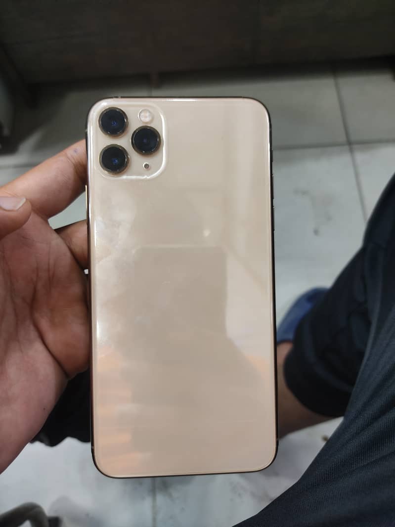 I phone 11 pro max PTA approved 64Gb 0