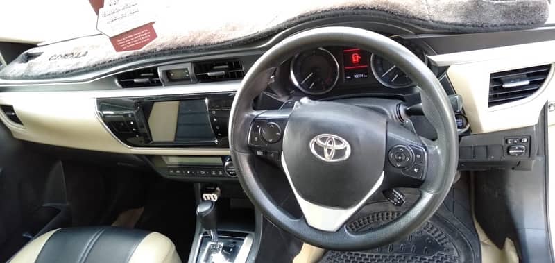 Toyota Corolla Altis 2017 6