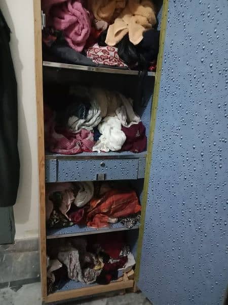 wardrobe 1
